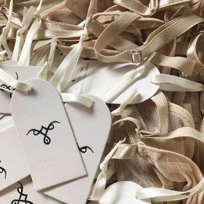 Esencia Lenceria Etiquetas