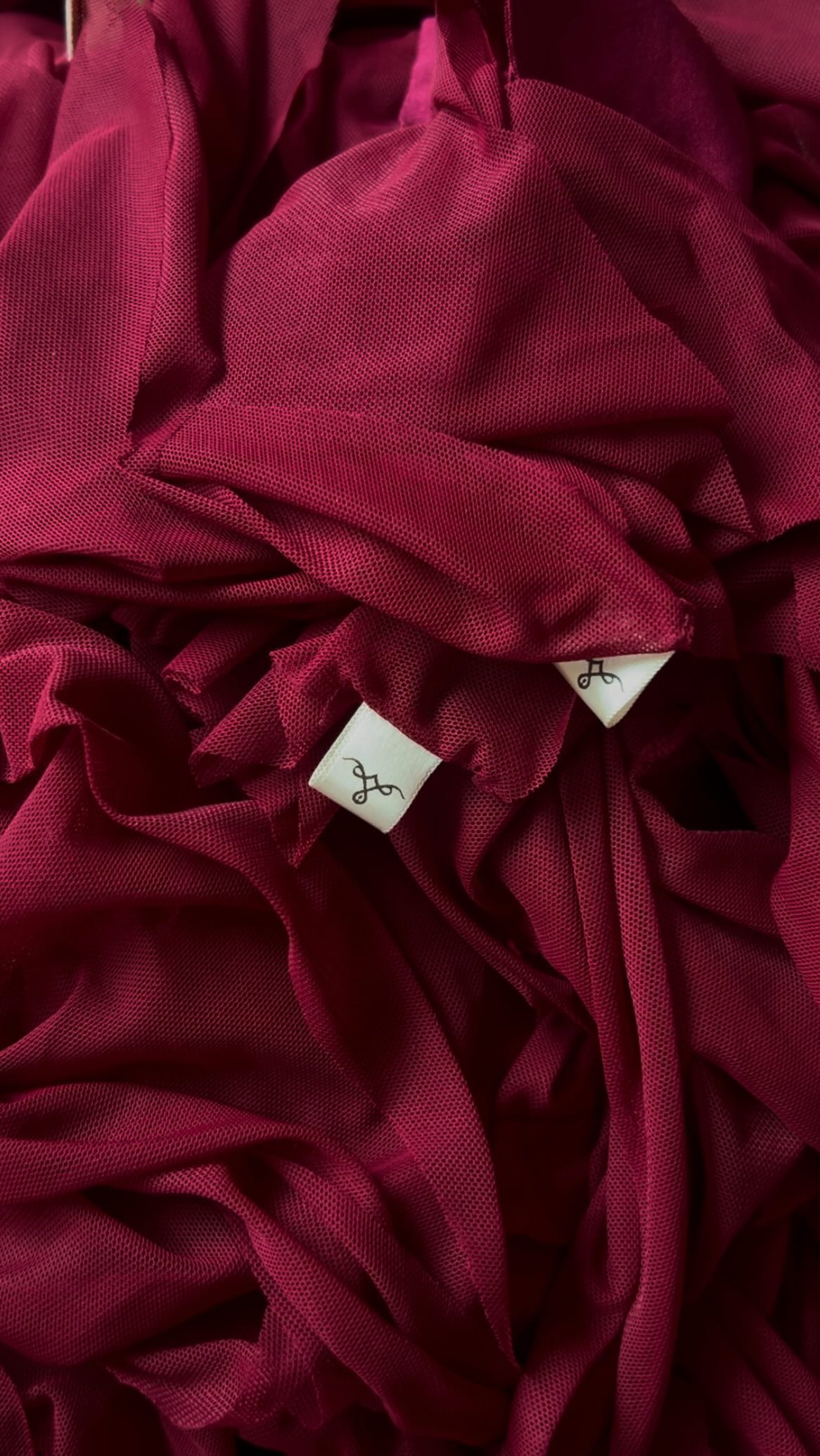 Ya disponible ♥️ ¡Regresa nuestro amado Body Cobertura en color Vino! Esta