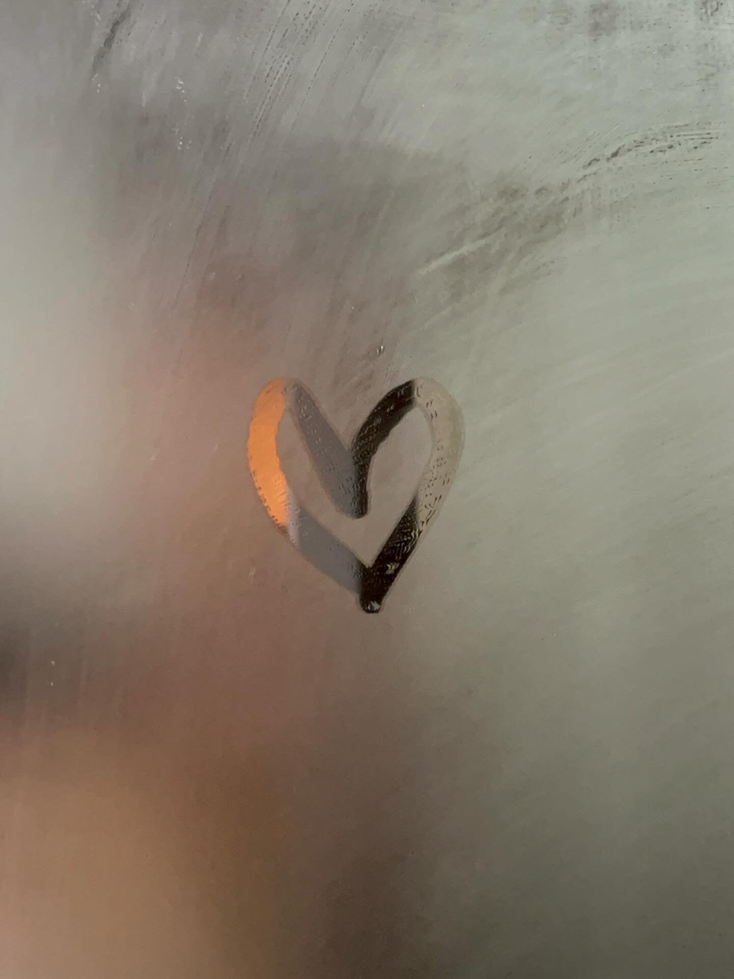 Háblate con amor, cuida de tu ser y trátate bien, los pensamientos