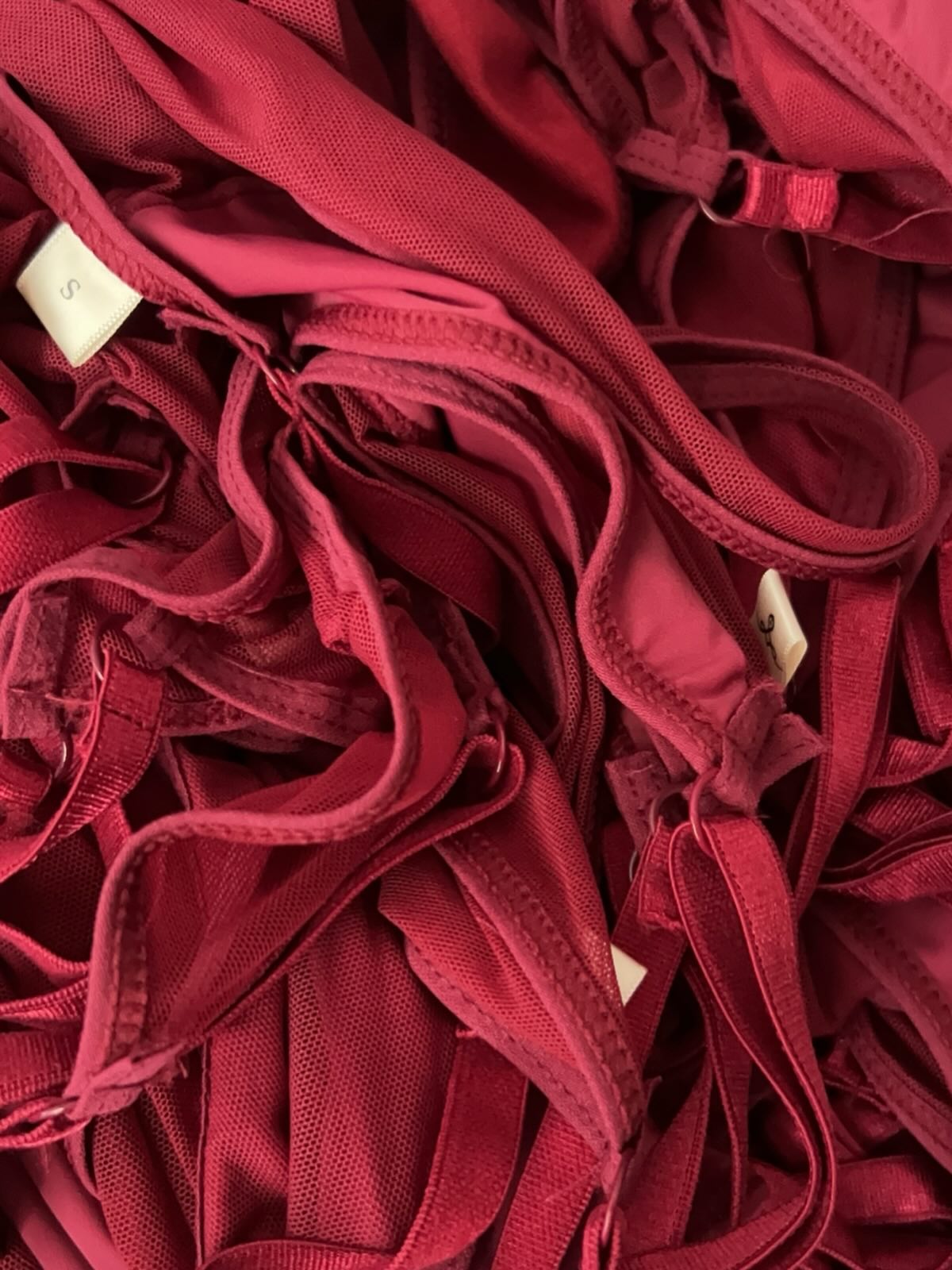 Regresa nuestro Body Cobertura Vino ♥️ Ahora disponible desde la talla S